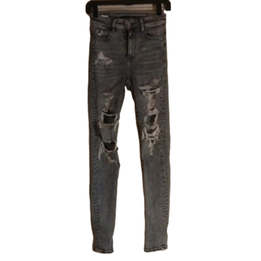 American Eagle Super distressed super highrise jegging. Size 00.